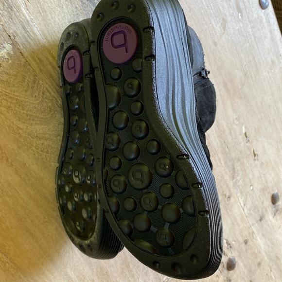 Bionica boots 71/2 - Picture 4 of 8